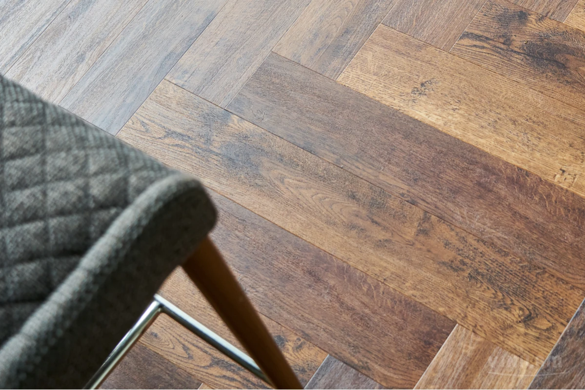 Виниловый ламинат VINILAM (ВИНИЛАМ) Коллекция PARQUET HERRINGBONE GLUE Дизайн GD11155 Паркет Парижский (762*152.4*2.5 мм)