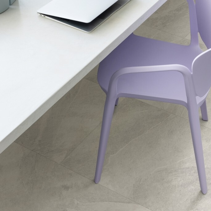 Виниловый ламинат IVC Moduleo Коллекция ROOTS 0.55 EIR Дизайн MUSTANG SLATE 70177 CD (986*493*2.5 мм)