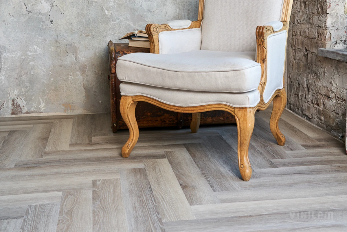 Виниловый ламинат VINILAM (ВИНИЛАМ) Коллекция PARQUET HERRINGBONE GLUE Дизайн GD11122 Паркет Эрмитаж (762*152.4*2.5 мм)
