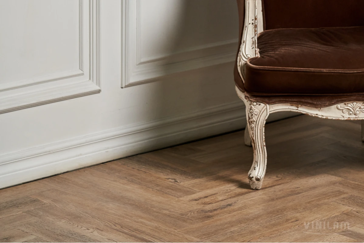 Виниловый ламинат VINILAM (ВИНИЛАМ) Коллекция PARQUET HERRINGBONE GLUE Дизайн GD11133 Паркет Северный (762*152.4*2.5 мм)