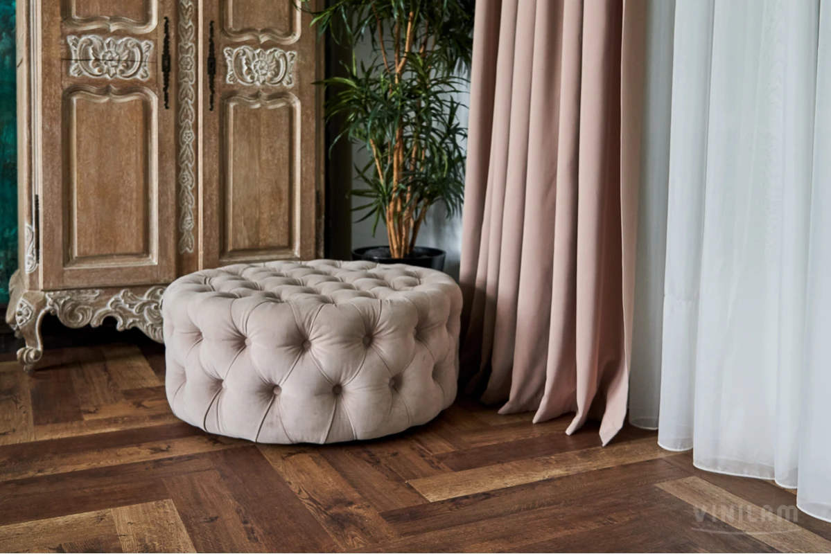 Виниловый ламинат VINILAM (ВИНИЛАМ) Коллекция PARQUET HERRINGBONE GLUE Дизайн GD11177 Паркет Версальский (762*152.4*2.5 мм)