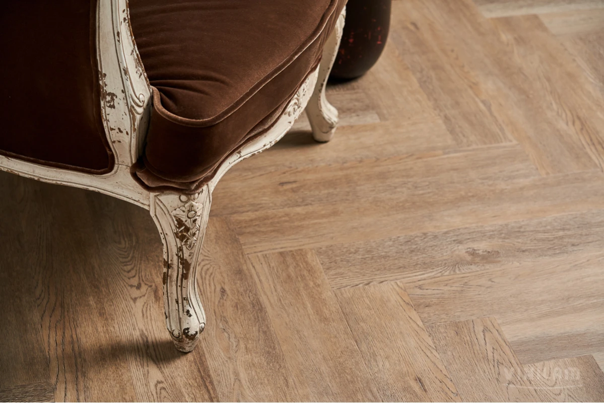 Виниловый ламинат VINILAM (ВИНИЛАМ) Коллекция PARQUET HERRINGBONE GLUE Дизайн GD11133 Паркет Северный (762*152.4*2.5 мм)