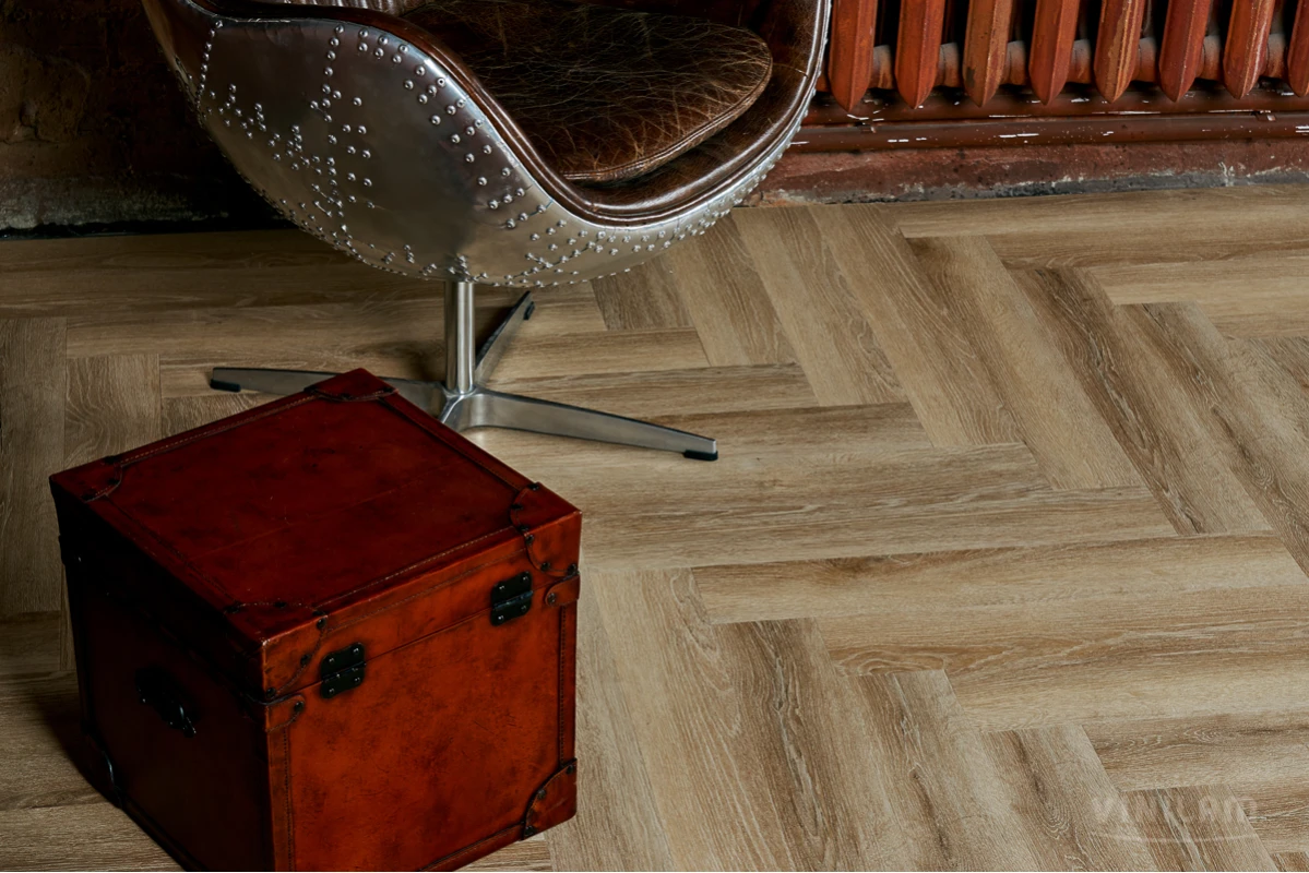 Виниловый ламинат VINILAM (ВИНИЛАМ) Коллекция PARQUET HERRINGBONE GLUE Дизайн GD11166  Паркет Классический (762*152.4*2.5 мм)