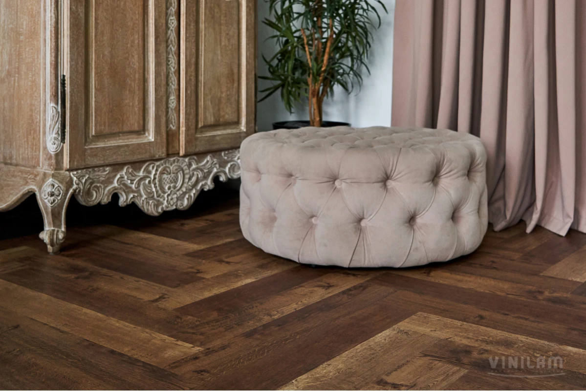 Виниловый ламинат VINILAM (ВИНИЛАМ) Коллекция PARQUET HERRINGBONE GLUE Дизайн GD11177 Паркет Версальский (762*152.4*2.5 мм)